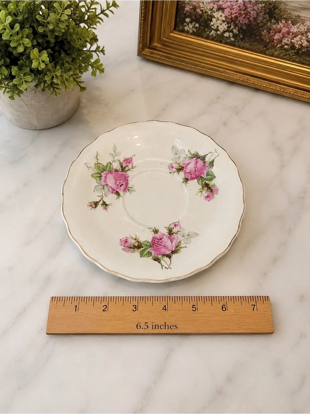 Vintage Pink Rose Tea Cups & Saucers 5 Piece Set Gold Trim Unmarked